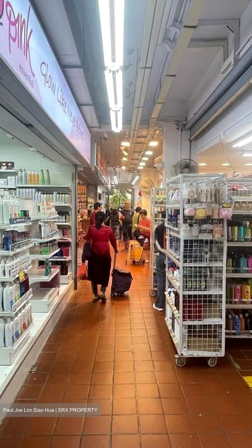 Ang Mo Kio Avenue 8 (D20), Shop House #563737171